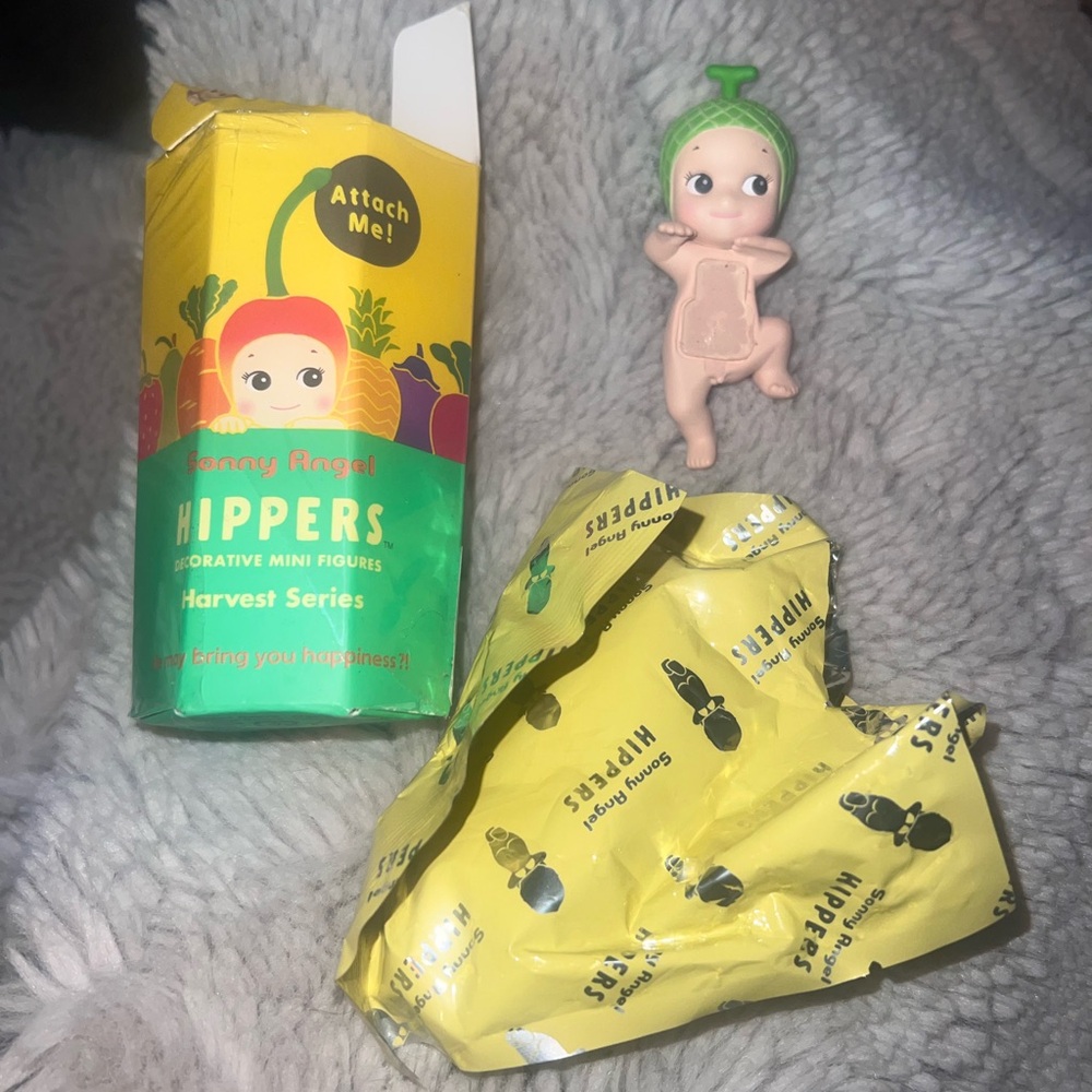 sonny angel melon hipper